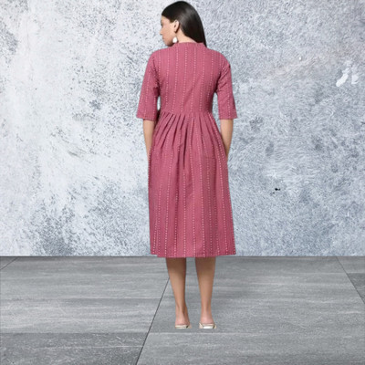 Suhani Creationnm Women Striped A-line Kurta(Red, Maroon)