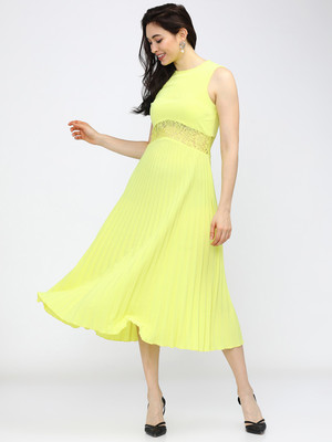 Tokyo Talkies Women Fit and Flare Green Midi/Calf Length Dress