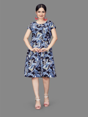 Threadhunter Women Fit and Flare Green Knee Length Dress