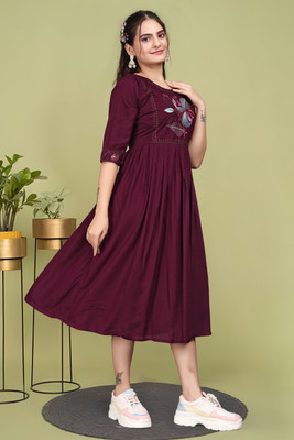 HouseOfCommon Women Fit and Flare Multicolor Midi/Calf Length Dress