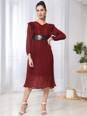 Shonisha Women Pleated Maroon Dress