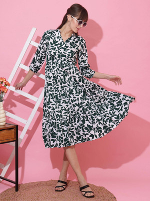 Seek By Sheetal Women Fit and Flare Green, White Below Knee Dress