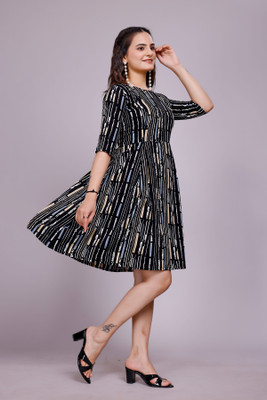 SITARAM FASHIION Women Fit and Flare Black Knee Length Dress