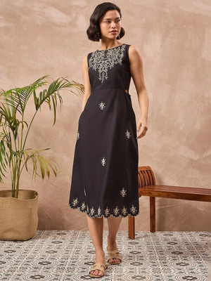 ZUMMER Women Sheath Black Midi/Calf Length Dress