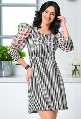 HouseOfCommon Women Bodycon Black, White Mini/Short Dress