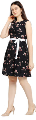 maruti fab Women Fit and Flare Black Above Knee/Mid Thigh Length Dress