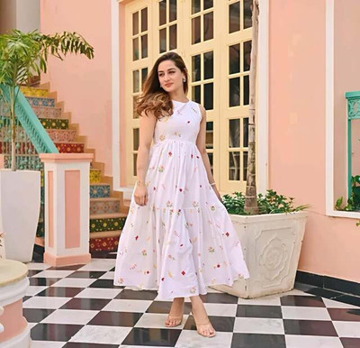 Alluring Women Fit and Flare White Midi/Calf Length Dress