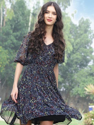 Sera Women Fit and Flare Black Midi/Calf Length Dress