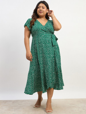 Berrylush Curve Women Wrap Green Midi/Calf Length Dress