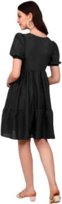 HouseOfCommon Women Fit and Flare Black Knee Length Dress