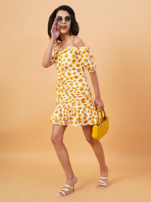 KOTTY Women Fit and Flare White, Yellow Above Knee/Mid Thigh Length Dress