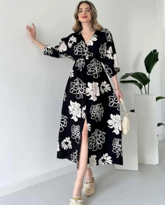 Pimu Women Fit and Flare Black Maxi/Full Length Dress
