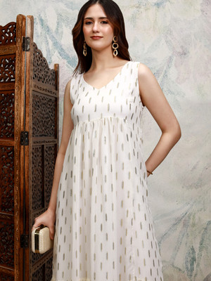 Vishudh Women A-line White Maxi/Full Length Dress