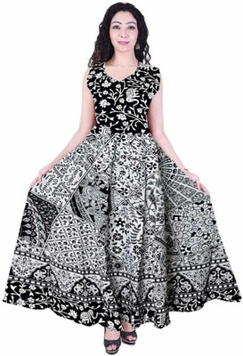 RADHA RANI COLLECTION Women A-line Black, White Maxi/Full Length Dress