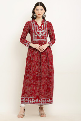 OCEANISTA Women Embroidered Anarkali Kurta(Maroon)