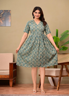 Kwast Women Fit and Flare Grey Knee Length Dress