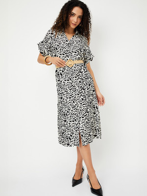 MAX Women A-line Black, White Midi/Calf Length Dress