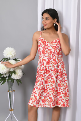 IQRAAR Women A-line Red Knee Length Dress