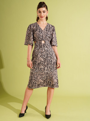 Globus Women A-line Multicolor Knee Length Dress
