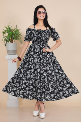 Deklook Women Fit and Flare Black Maxi/Full Length Dress
