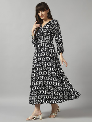 Raiyani Enterprise Women Fit and Flare Black Midi/Calf Length Dress