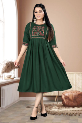 ShopGlobal Women Fit and Flare Green Below Knee Dress