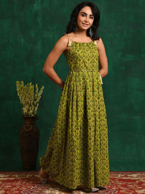 Sangria Women Fit and Flare Green Maxi/Full Length Dress