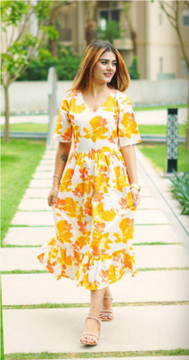 Rizqin Women A-line Yellow, White Knee Length Dress