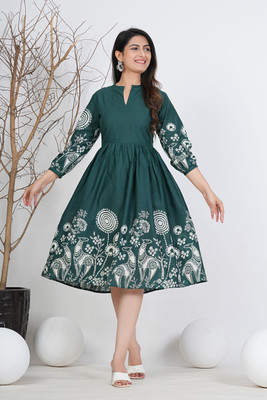 Divis Fashion Women A-line Green Midi/Calf Length Dress