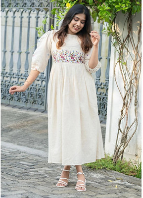 URBAN TRENZ Women A-line White Midi/Calf Length Dress