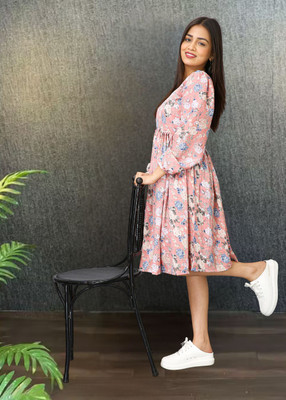 GIVAFAISHONS Women Fit and Flare Pink Knee Length Dress