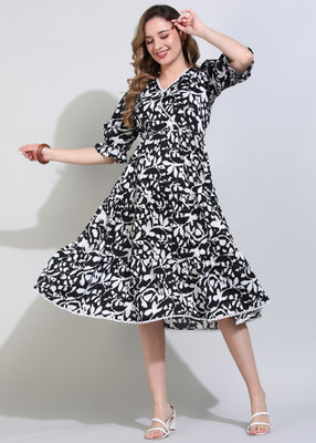Clory fashion Women Fit and Flare Black Below Knee Dress
