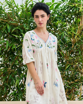 ZUMMER Women Empire Waist White Above Knee/Mid Thigh Length Dress