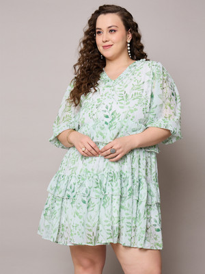 SASSAFRAS Curve Women Tiered Green, White Above Knee/Mid Thigh Length Dress