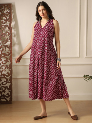 Globus Women A-line Purple, White Midi/Calf Length Dress