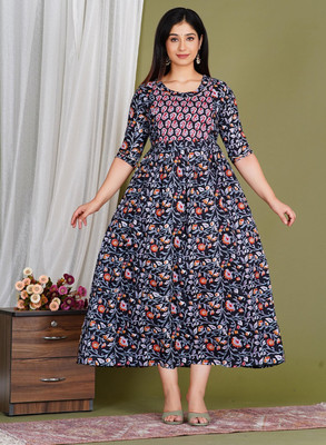 AAVRITTIQUEENS Women Fit and Flare Multicolor Midi/Calf Length Dress