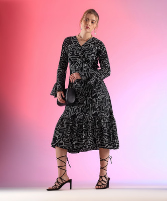 Sheetal Associates Women A-line Black, White Midi/Calf Length Dress