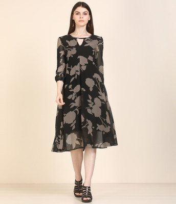 HARPA Women Fit and Flare Black Knee Length Dress