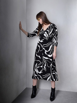 VERO MODA Women A-line Black Midi/Calf Length Dress