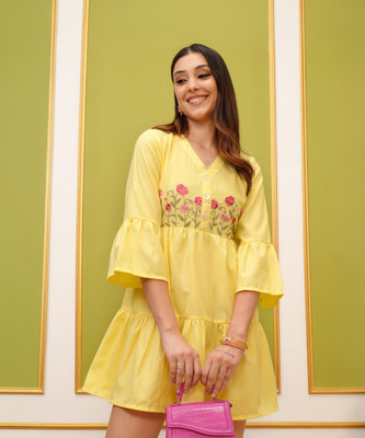 Vishudh Women Tiered Yellow Knee Length Dress
