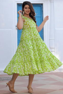 FALODI BALAJI Flared/A-line Gown(Green)