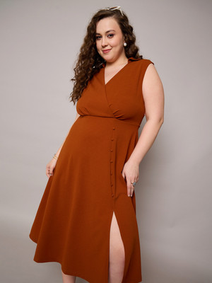 SASSAFRAS Curve Women A-line Brown Midi/Calf Length Dress