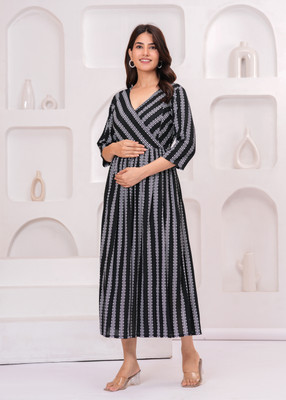 Khejal Women Printed Anarkali Kurta(Black)