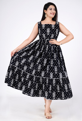 PRADHRUHE Women Fit and Flare Black Maxi/Full Length Dress