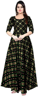 Shunit creation Women Fit and Flare Green Maxi/Full Length Dress