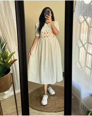 HouseOfCommon Women A-line White Midi/Calf Length Dress