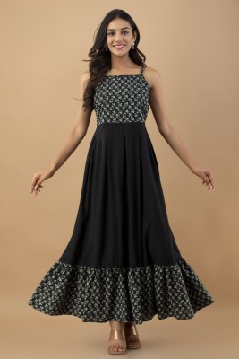 Rosette Women Gown Grey, Black Dress