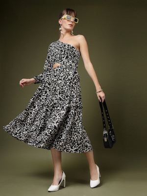 Oomph! Women A-line Black Midi/Calf Length Dress
