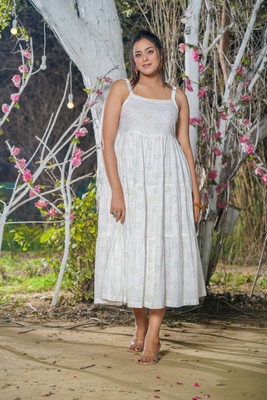 Avaasa Buy Shruthi Women A-line White Maxi/Full Length Dress