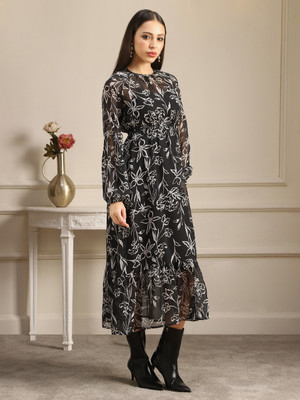 Globus Women Fit and Flare Black, White Midi/Calf Length Dress